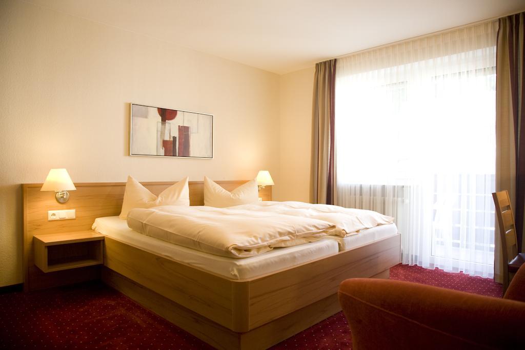 Gasthaus Merkel Hotel บาด แบร์เน็ค อิม ฟิชเทลเกอเบียร์เกอ ห้อง รูปภาพ